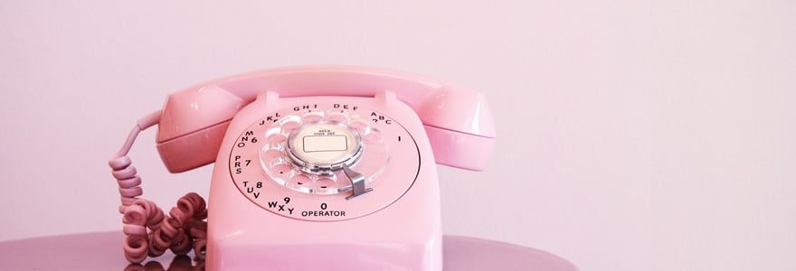 téléphone rose